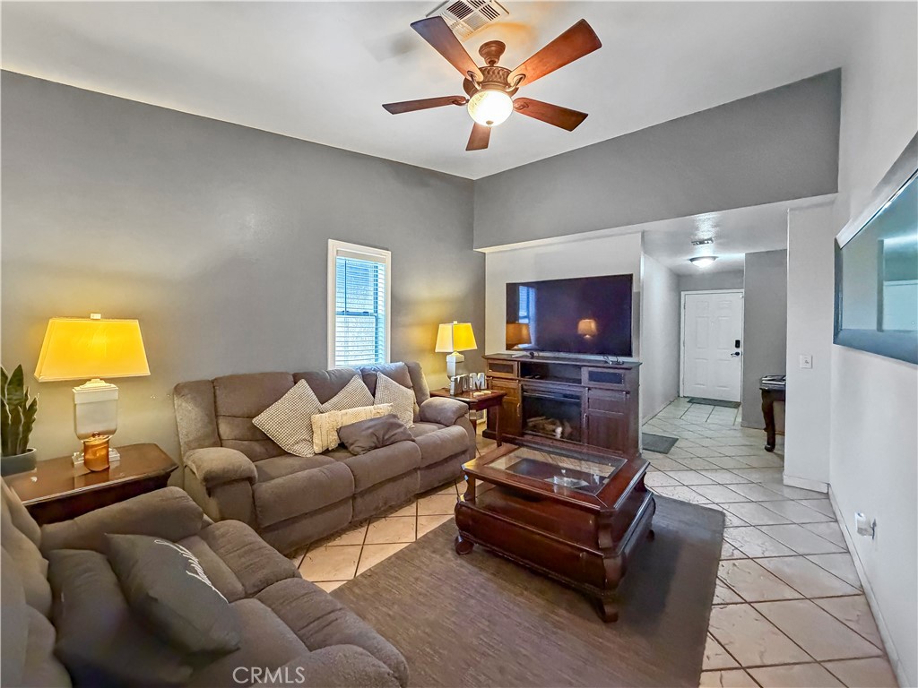 931 Vista Sunrise Property Photo 3