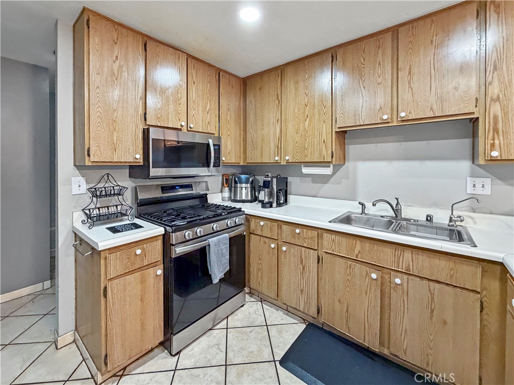 931 Vista Sunrise Property Photo 6