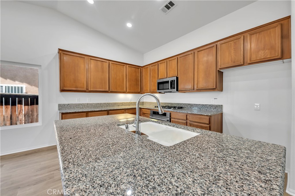 801 Aria Property Photo 8
