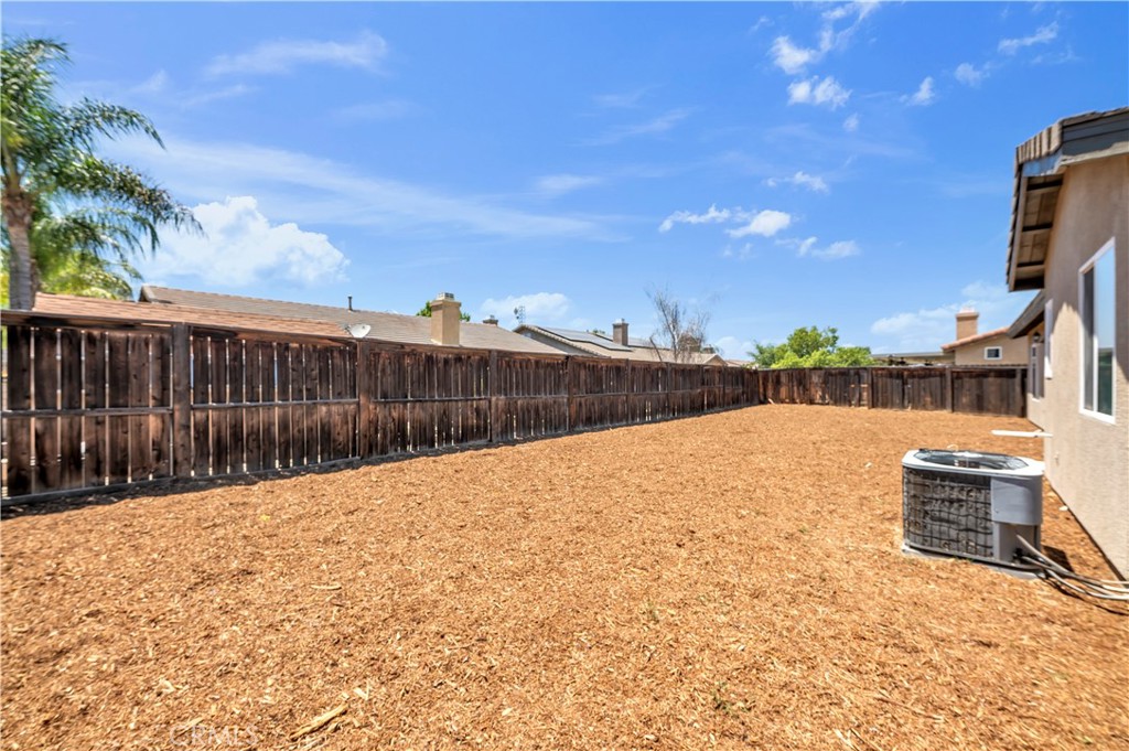 801 Aria Property Photo 22