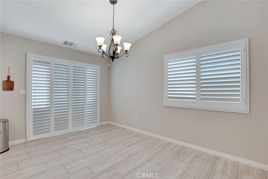 13722 Greenwood Property Photo 8