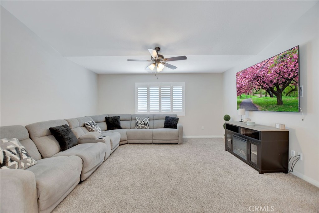 13722 Greenwood Property Photo 9