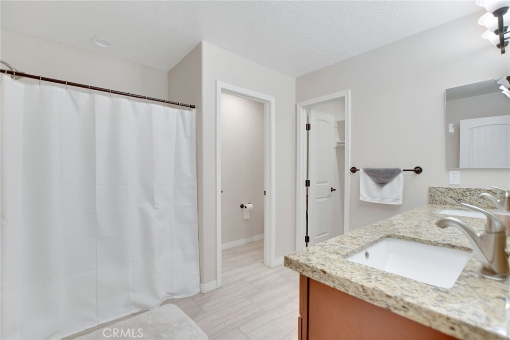 13722 Greenwood Property Photo 16