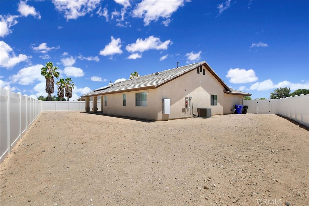 13722 Greenwood Property Photo 27