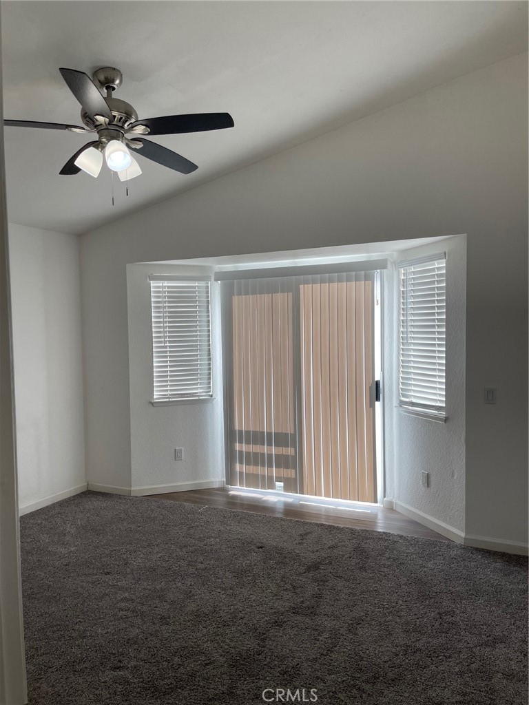1005 Lilac Street Property Photo 6