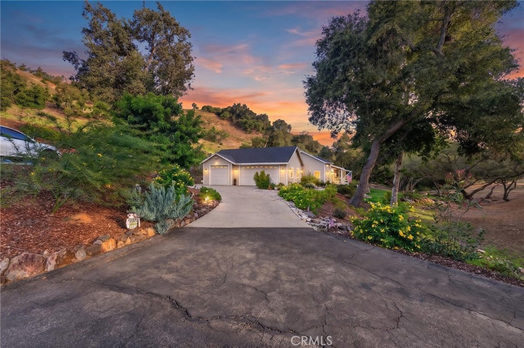 26955 Corte Cristal Property Photo 5