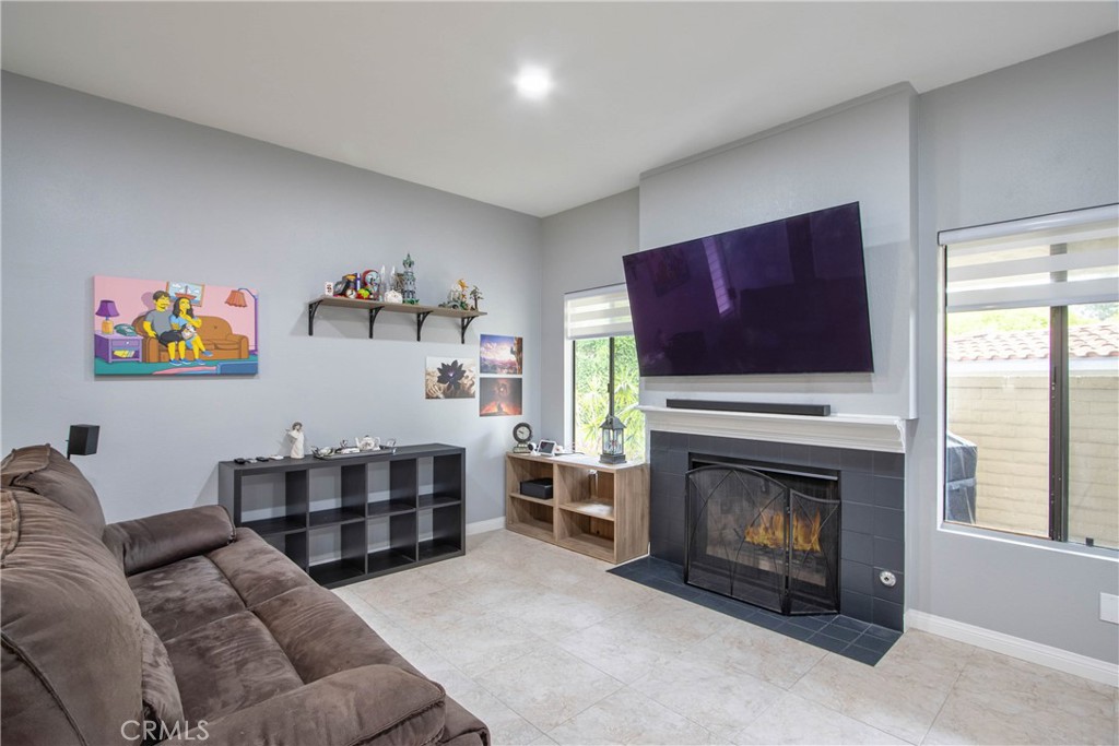 926 Lupine Hills Drive 15 Property Photo 6