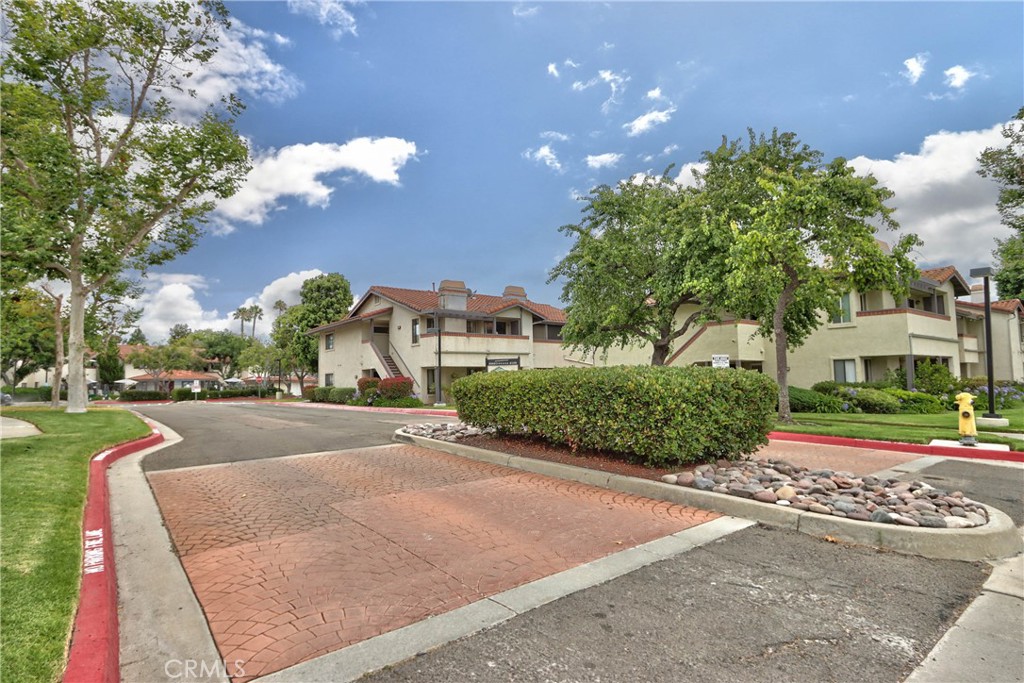 926 Lupine Hills Drive 15 Property Photo 33