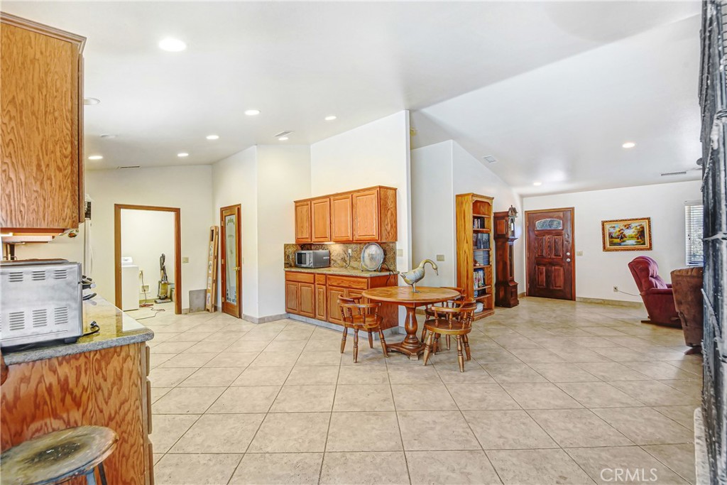 16789 Valley Hi Property Photo 21