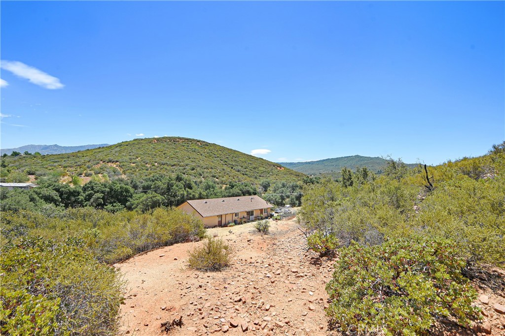 16789 Valley Hi Property Photo 27
