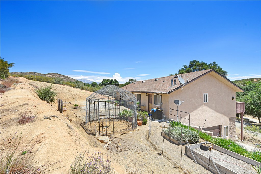 16789 Valley Hi Property Photo 29