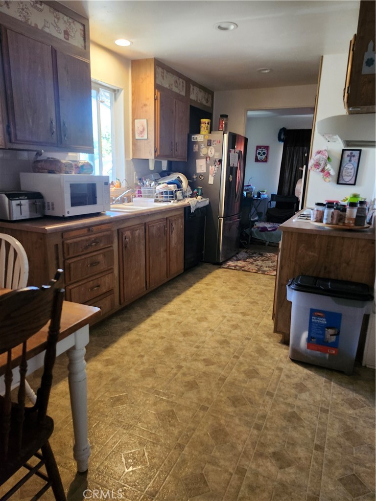 43579 Walden Way Property Photo 2