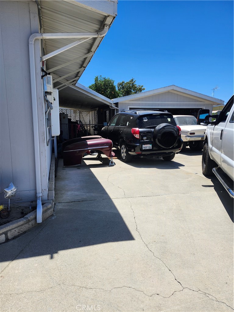 43579 Walden Way Property Photo 4