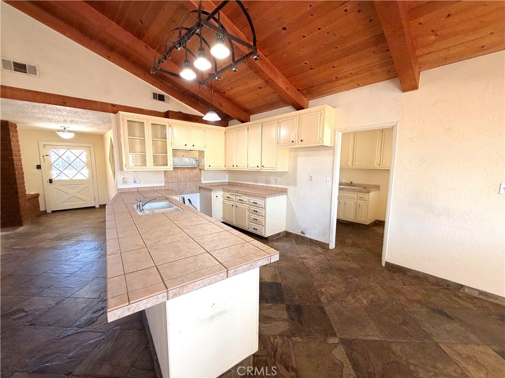 26145 Soboba Property Photo 13
