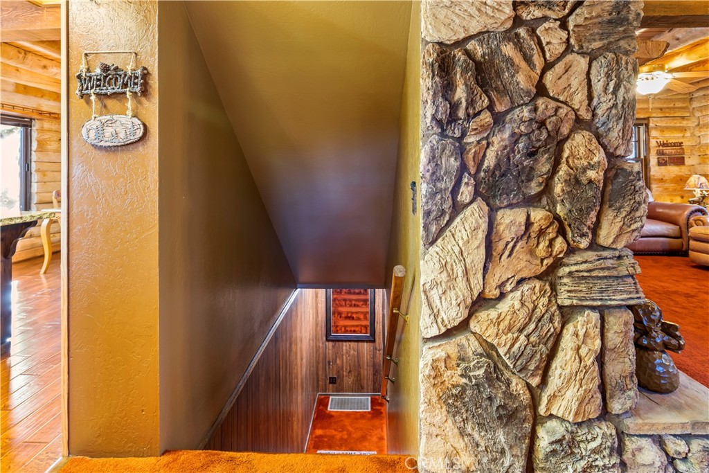 26638 Lake Forest Property Photo 8