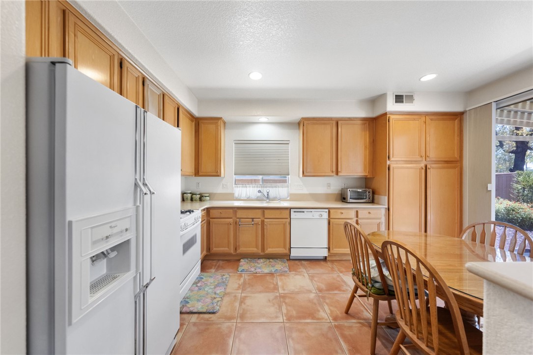 31049 Bunker Drive Property Photo 15