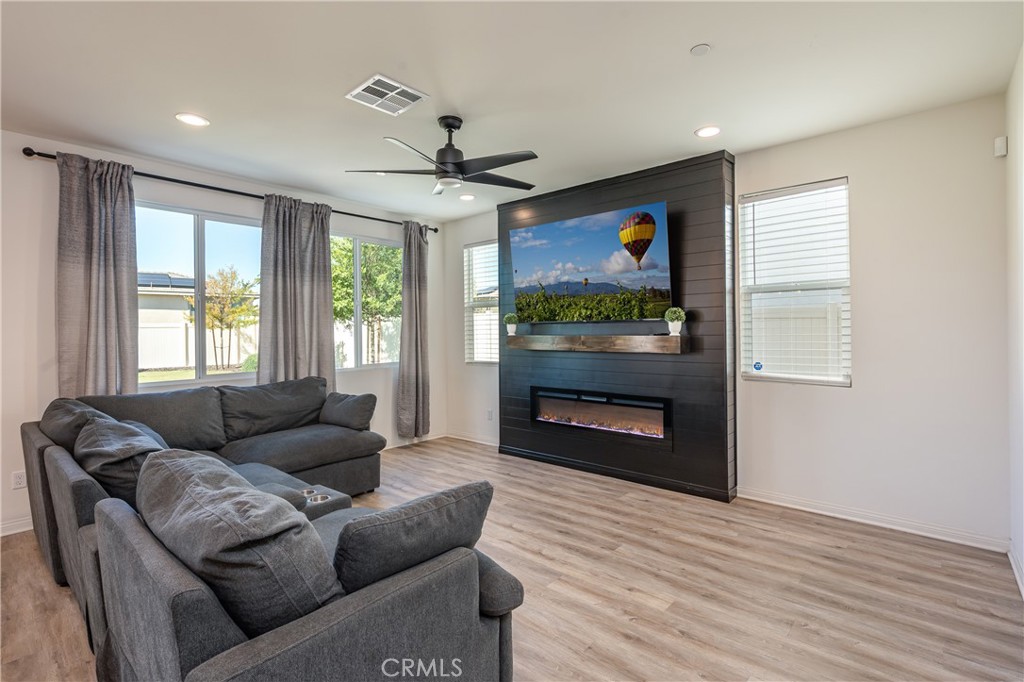 39297 Kindler Property Photo 9