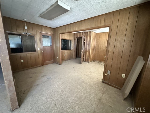 601 S Lovekin Boulevard Property Photo 7