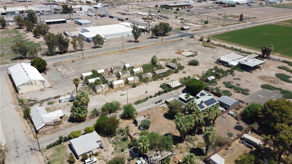 601 S Lovekin Boulevard Property Photo 17