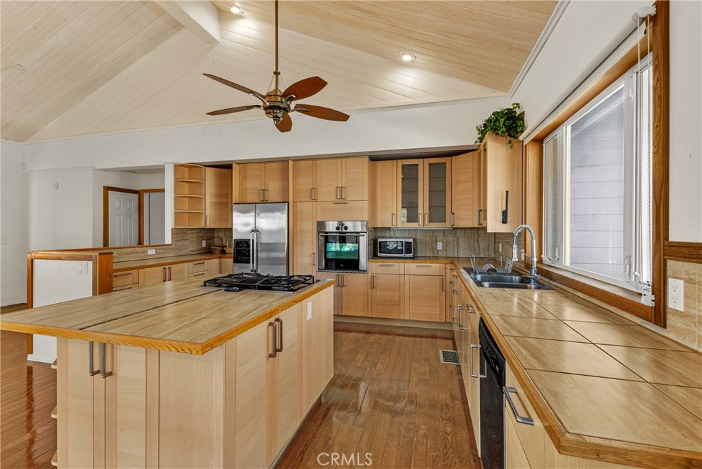 39195 Leathers Property Photo 4
