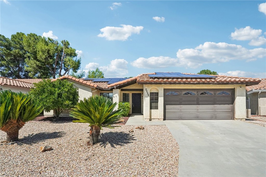 2534 Beech Tree Street Property Photo 1