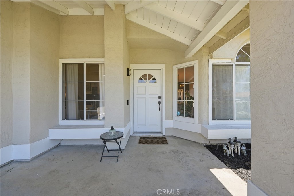 29539 Waynewood Drive Property Photo 3