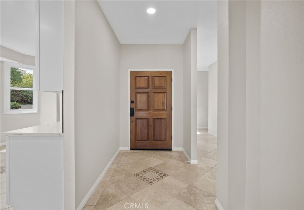38510 Glen Abbey Lane Property Photo 5