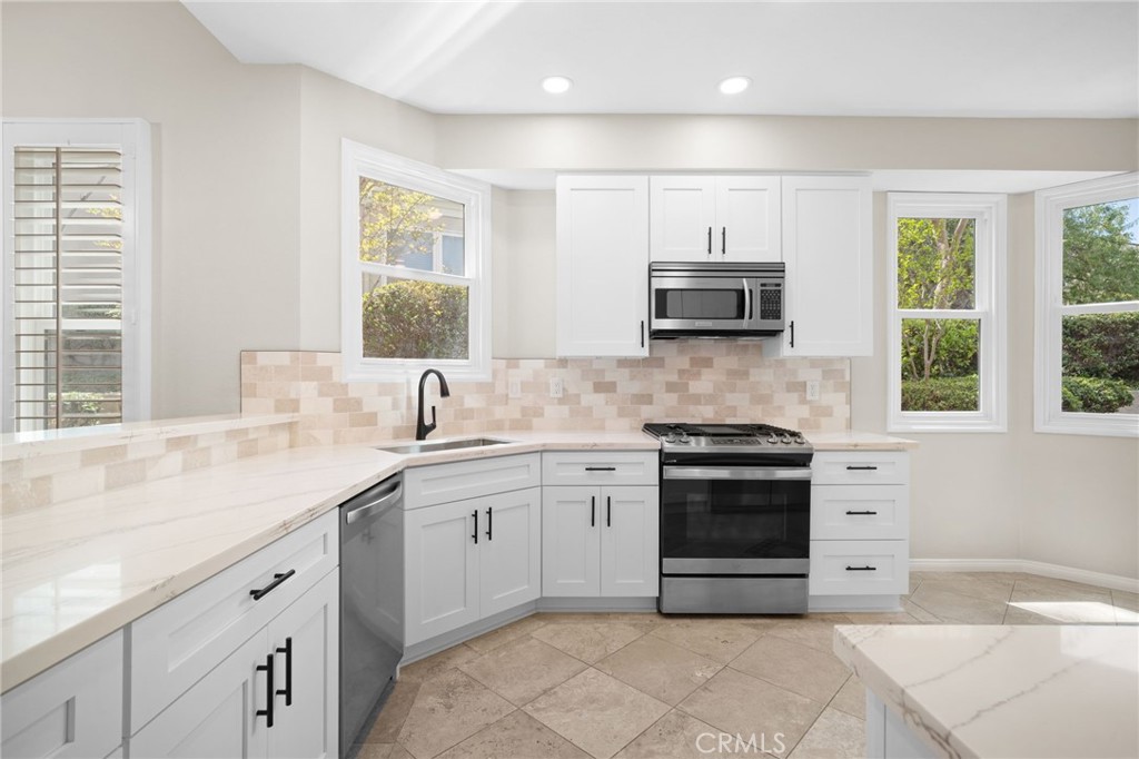 38510 Glen Abbey Lane Property Photo 15