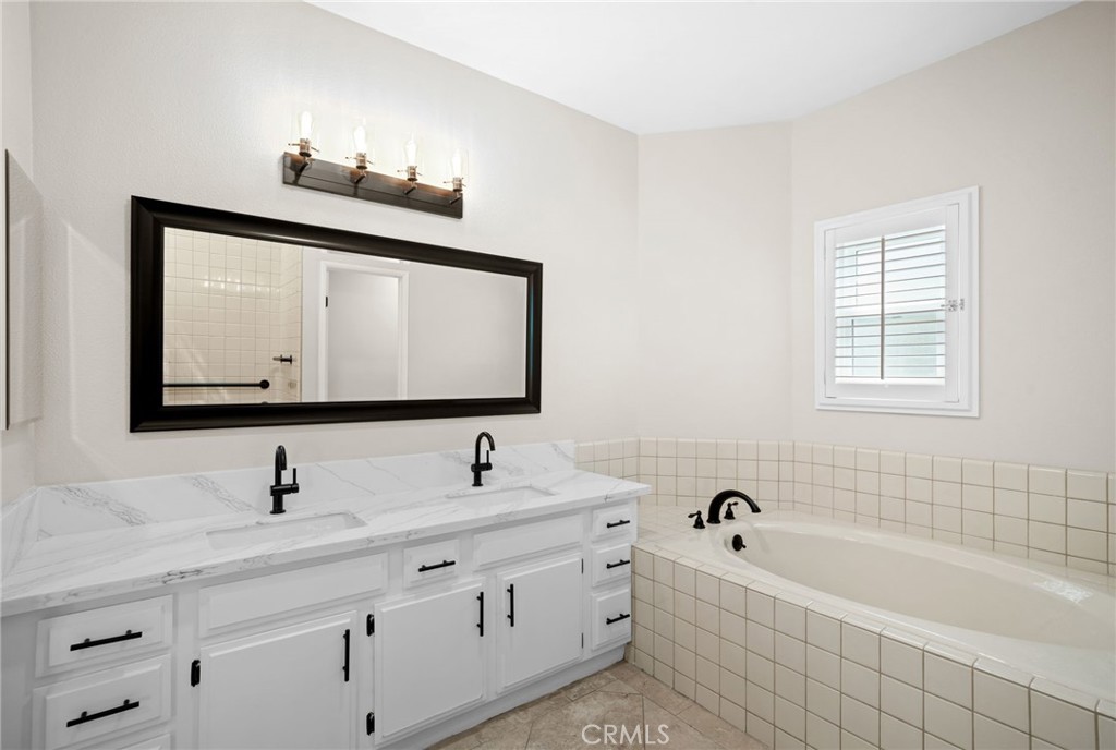 38510 Glen Abbey Lane Property Photo 28