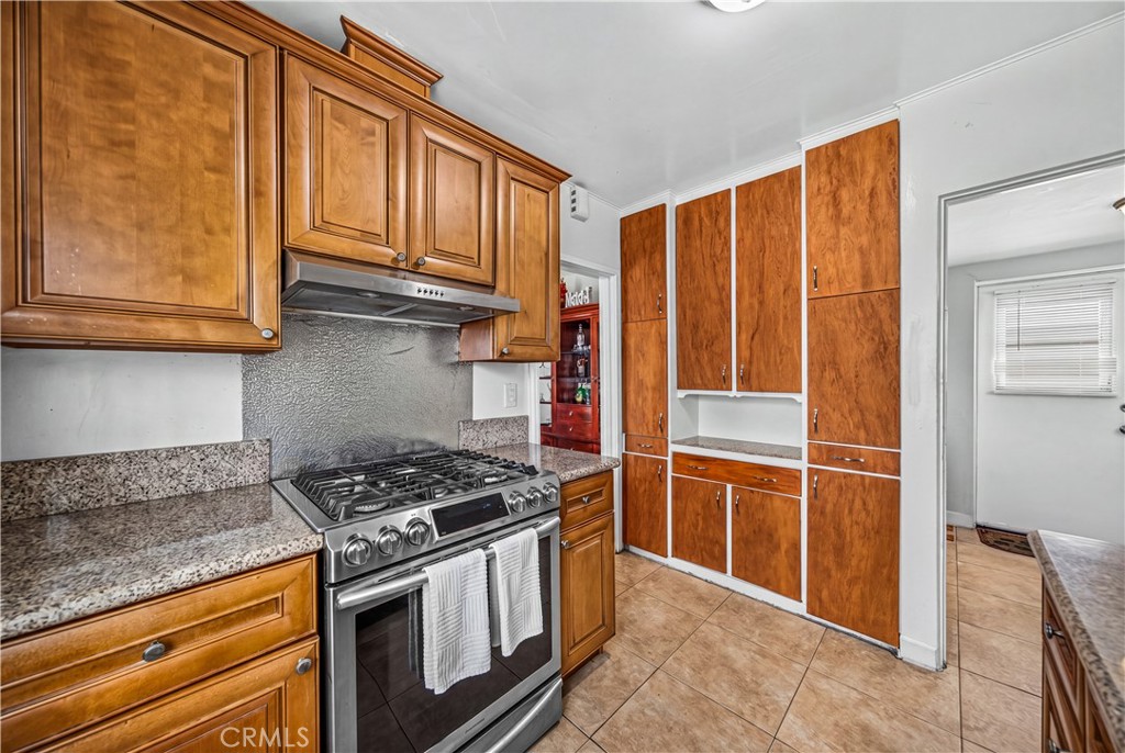 19 Balsam Property Photo 19