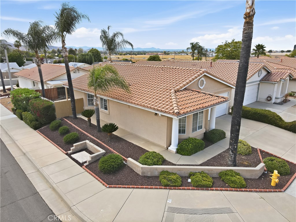 28099 Calle Casera Property Photo 3