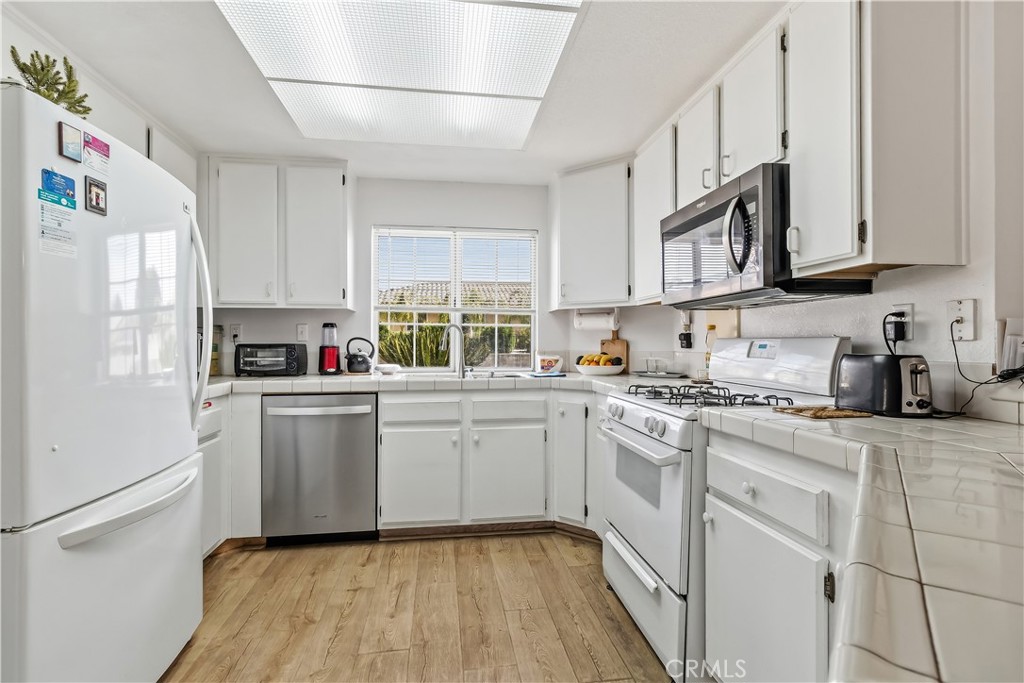 28099 Calle Casera Property Photo 11