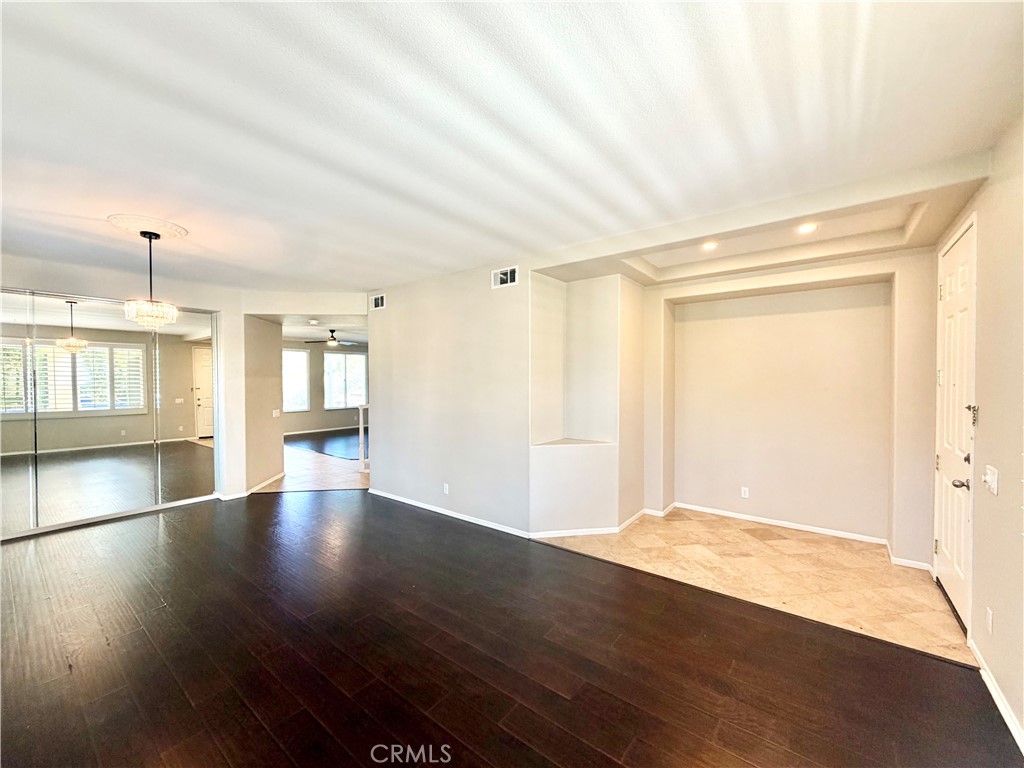 42041 Delmonte Street Property Photo 6