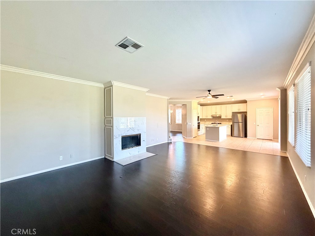 42041 Delmonte Street Property Photo 15