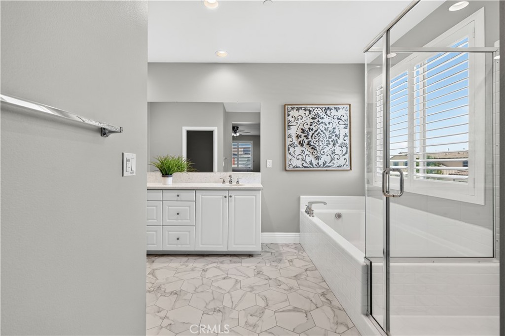 30598 Cricket Road Property Photo 2
