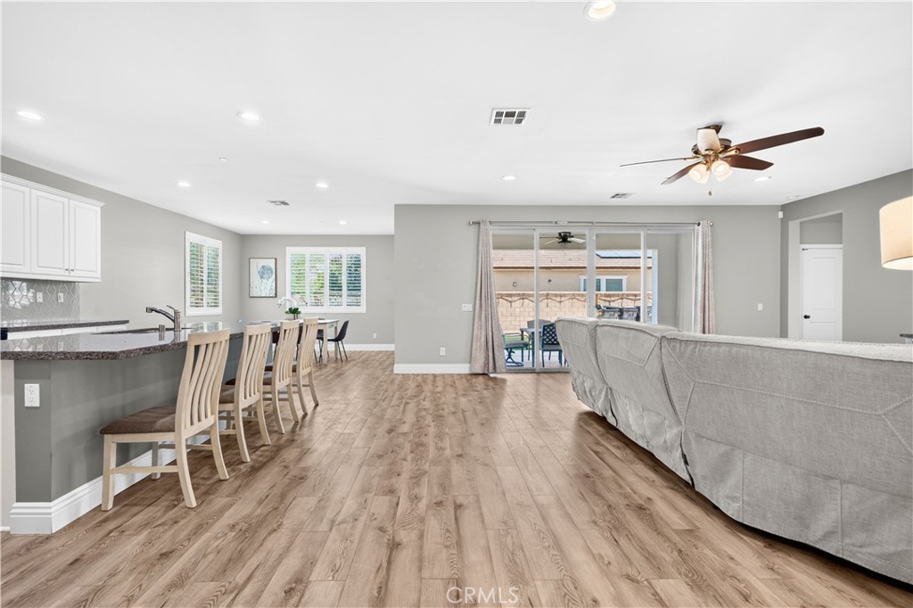 30598 Cricket Road Property Photo 7