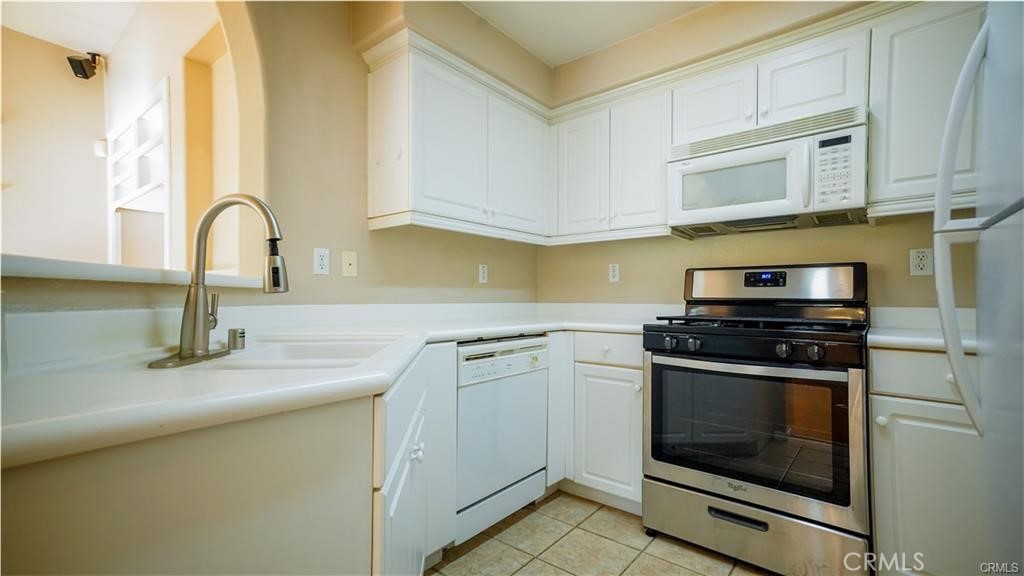 30288 Island Bay #a A Property Photo 9