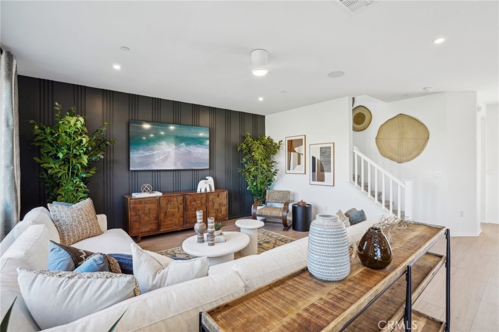 104 Via Palermo Property Photo 6