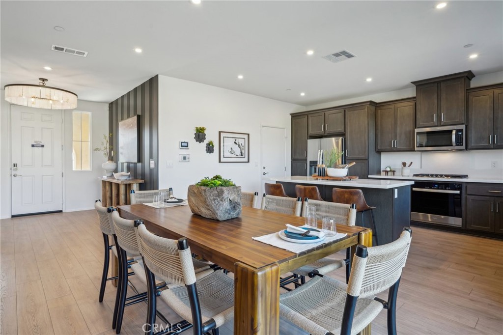 104 Via Palermo Property Photo 9