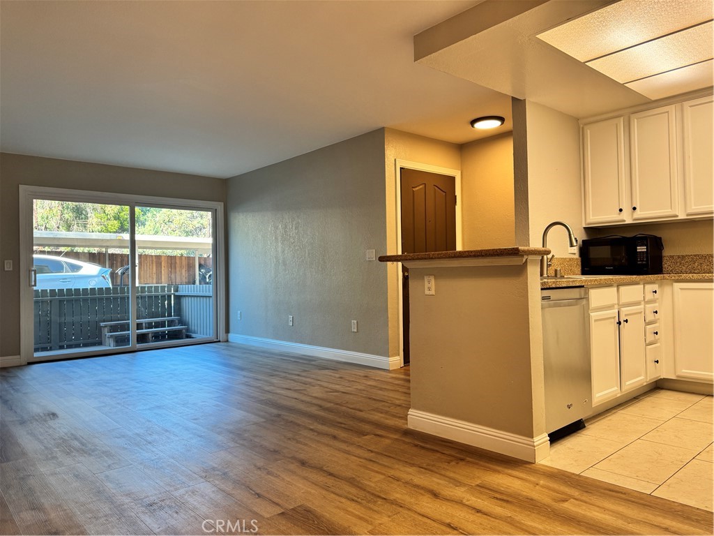 432 Edgehill 95 Property Photo 2
