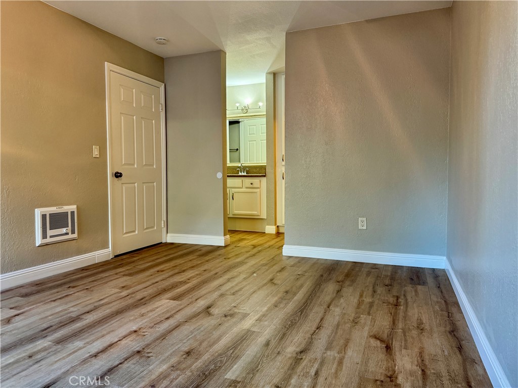 432 Edgehill 95 Property Photo 13