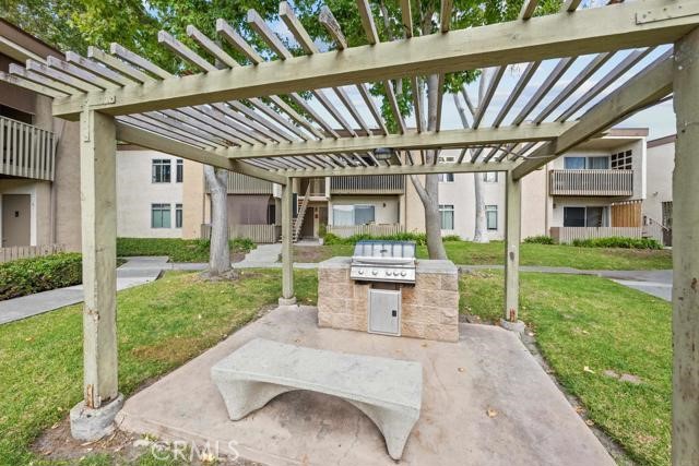 432 Edgehill 95 Property Photo 30