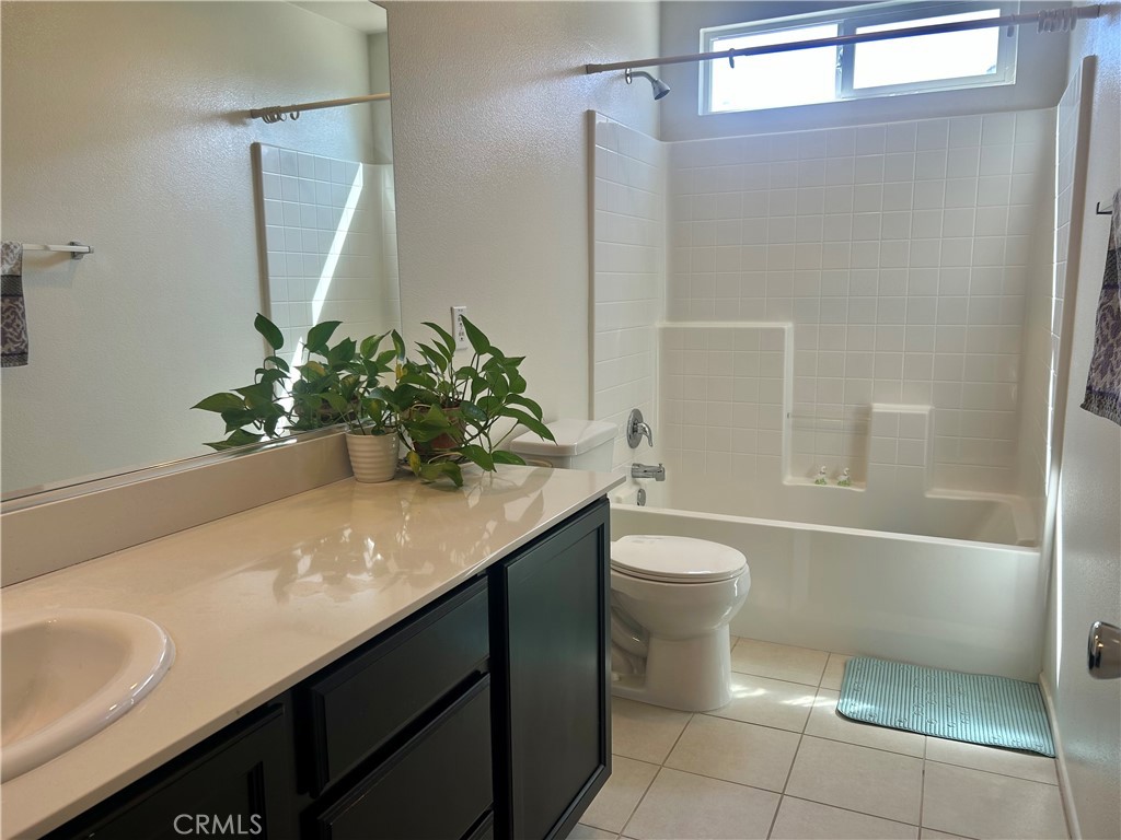 729 Bailey Lane Property Photo 9