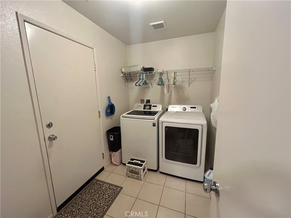 729 Bailey Lane Property Photo 15