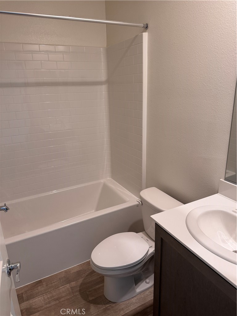 23329 Copa De Oro Court Property Photo 6