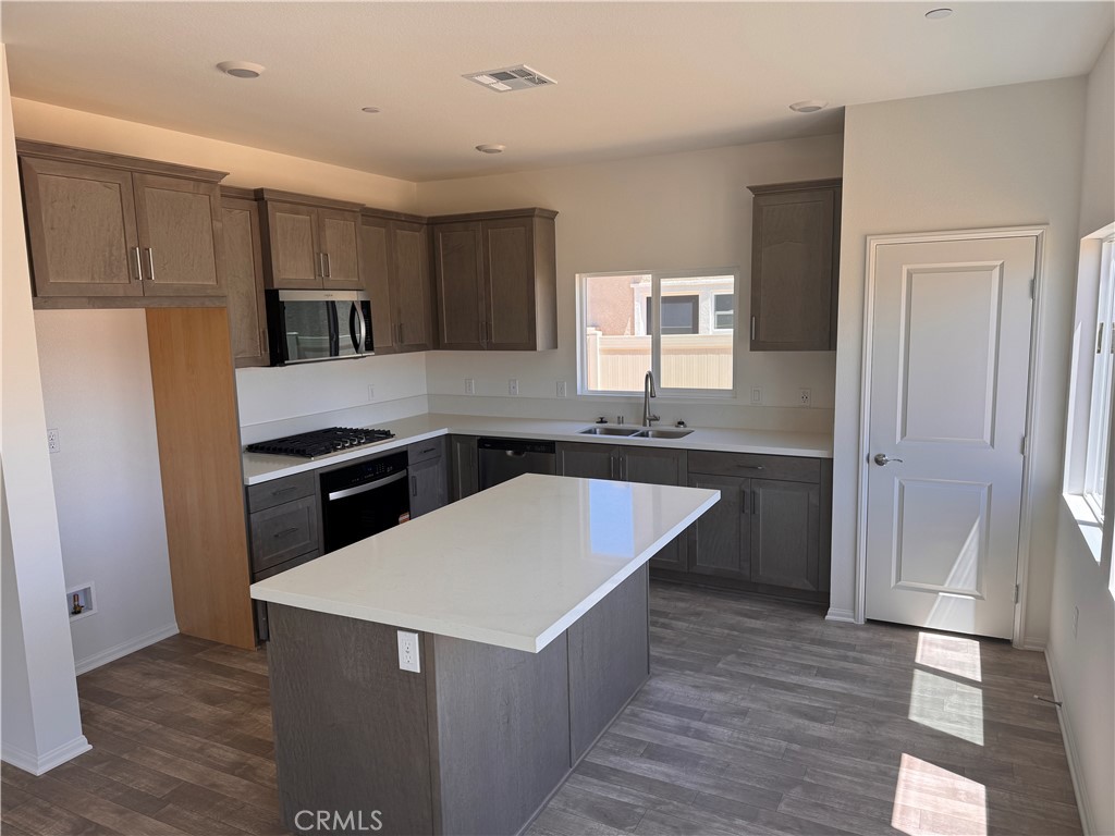 23329 Copa De Oro Court Property Photo 9