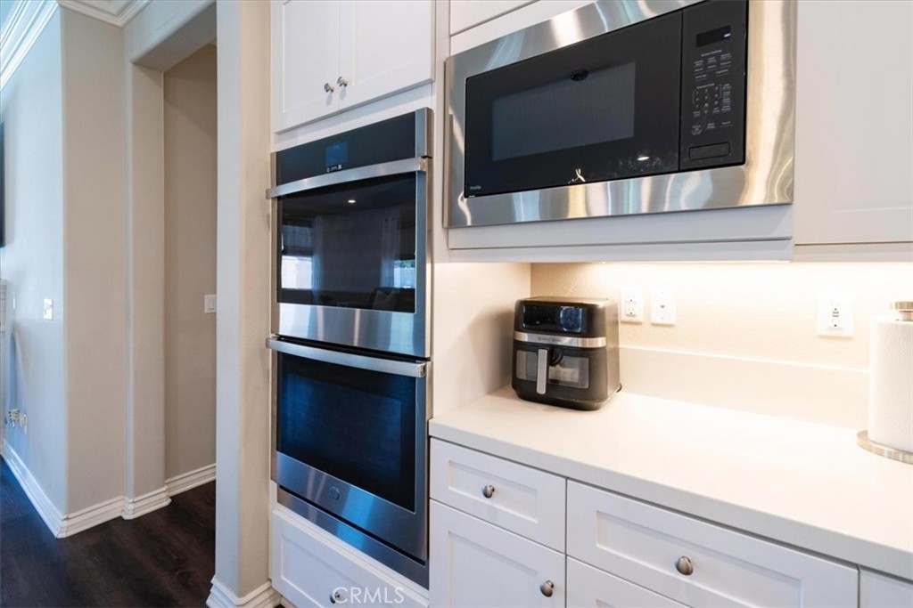 45602 Altree Court Property Photo 4