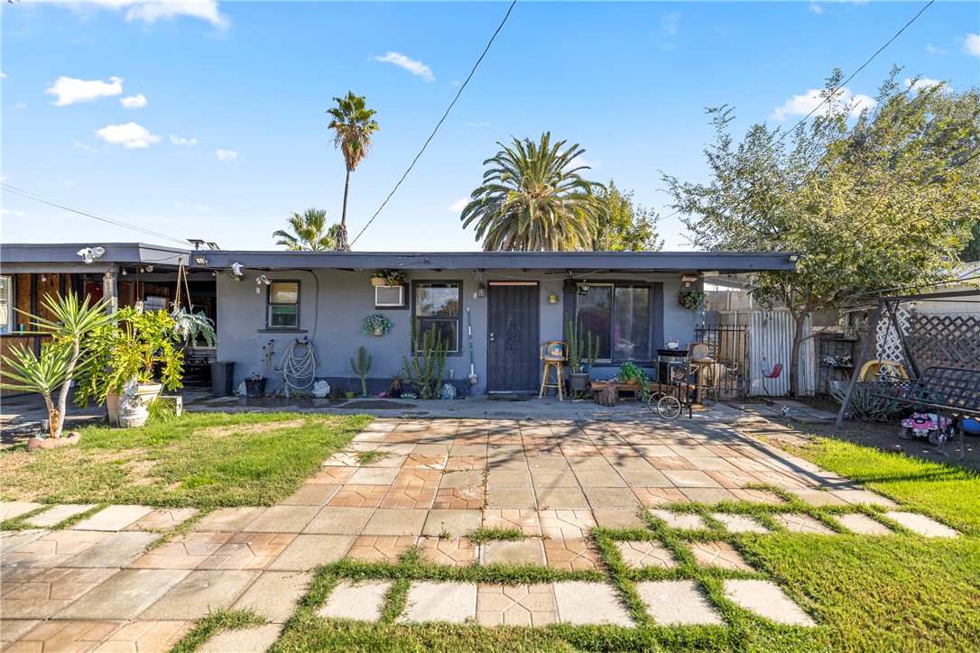 26802 Girard Street Property Photo 3