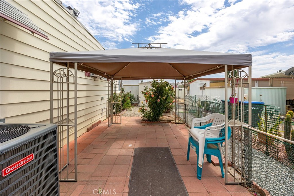 43531 E Acacia 69 Property Photo 22