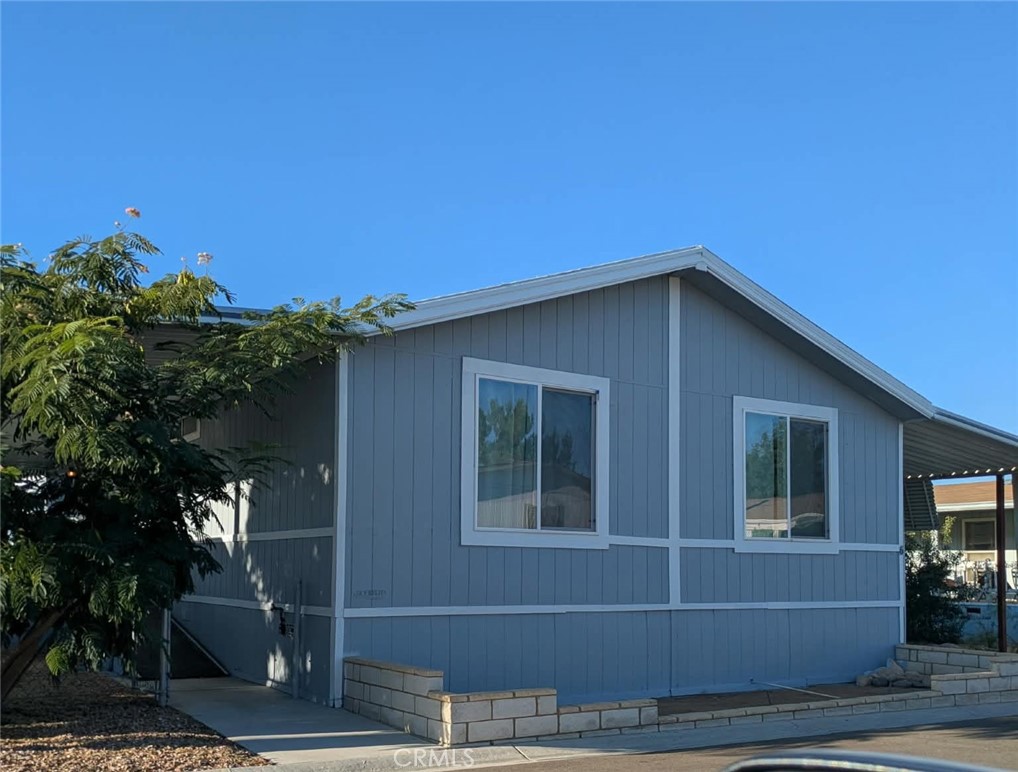 20843 Waalew Rd C6 Property Photo 1